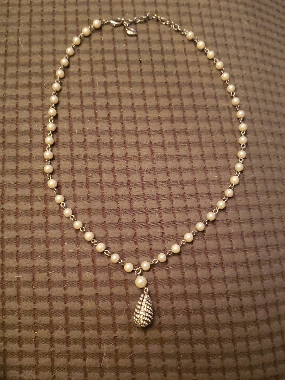 Carolee faux pearl drop necklace